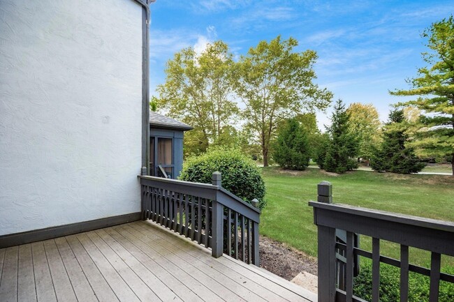 Building Photo - 6930 Avery Rd