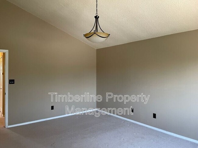Building Photo - 8322 Radcliff Dr