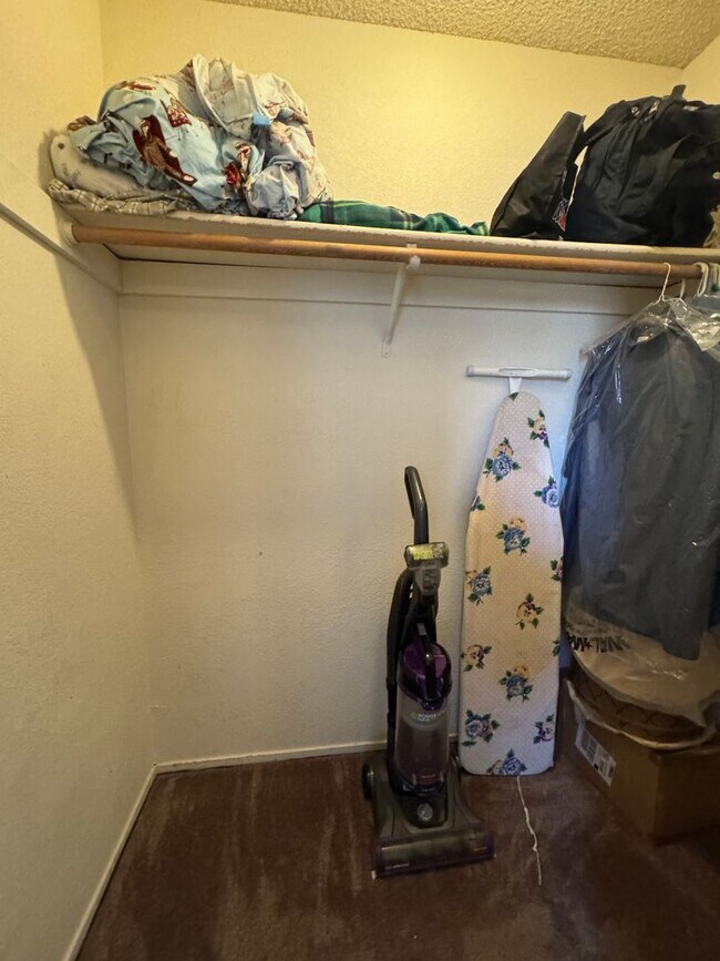 Building Photo - *2BR 2BA Furnished Condominium Riverfront with Dock, Private Beach