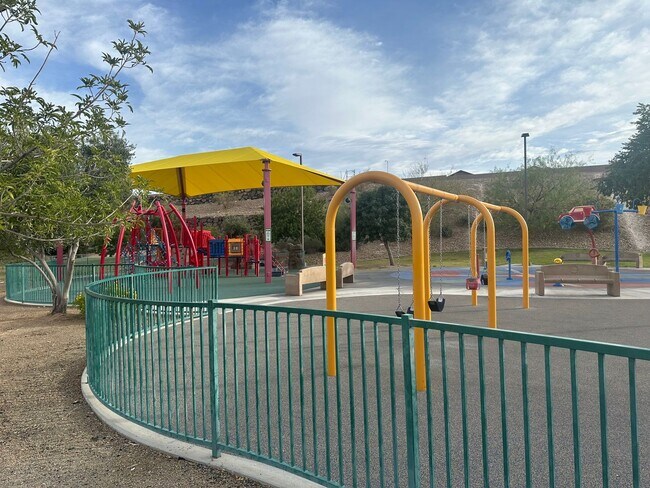 Building Photo - Henderson!!! Community: Cadence!! 4 Bedrooms!!! Bed & Full bath downstairs!! Loft/computer area u...