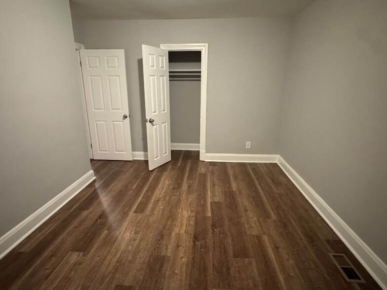 Building Photo - 24 N Bernice Ave