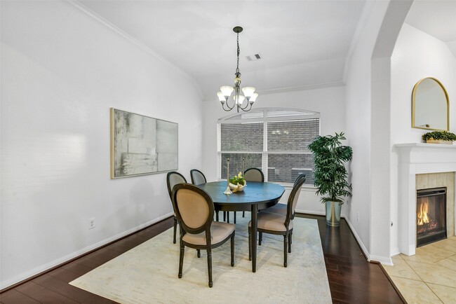 Building Photo - 7014 Spruce View Ct