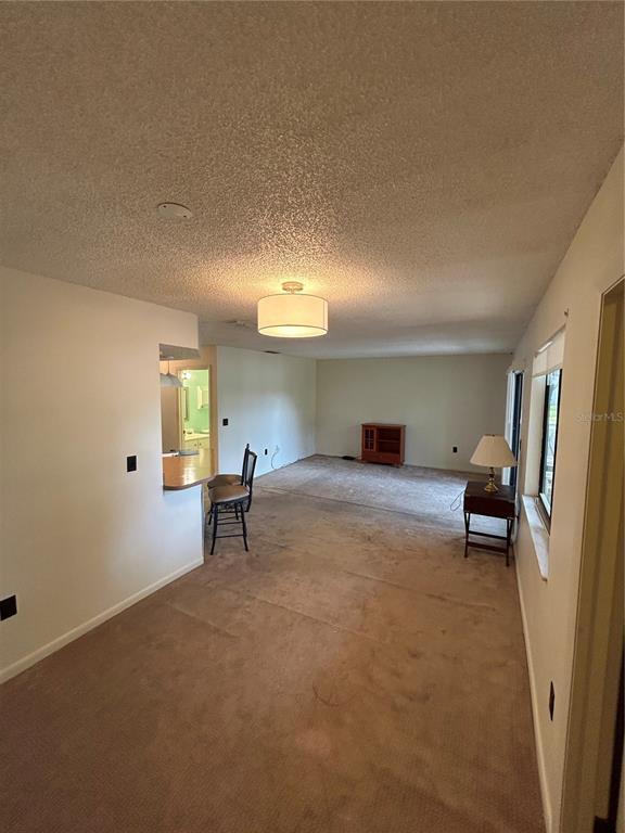 Building Photo - 504 Silver Course Cir