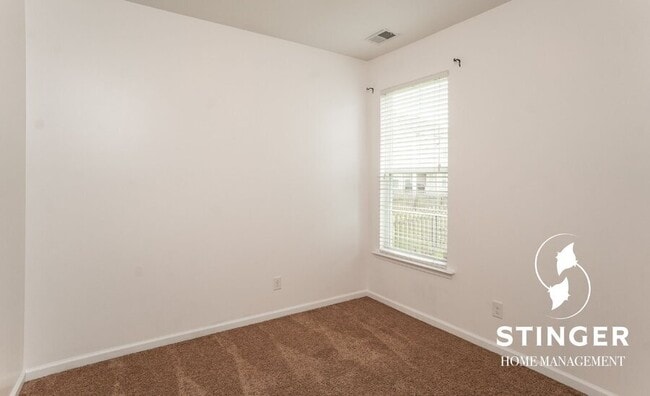 Building Photo - 20 Congaree Way