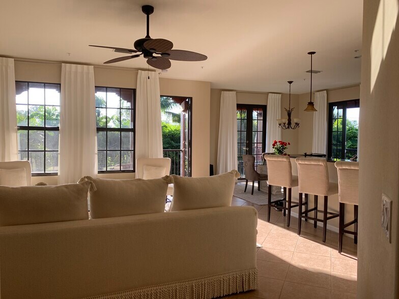 Building Photo - 8997 Cambria Cir