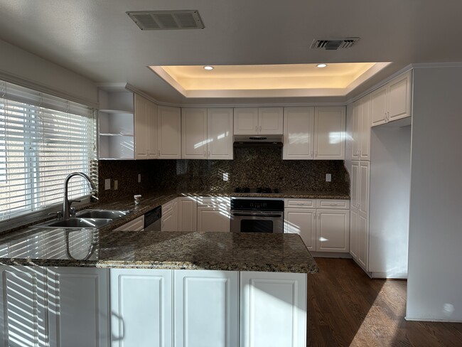 A great kitchen with granite counters. - 3816 San Augustine Dr