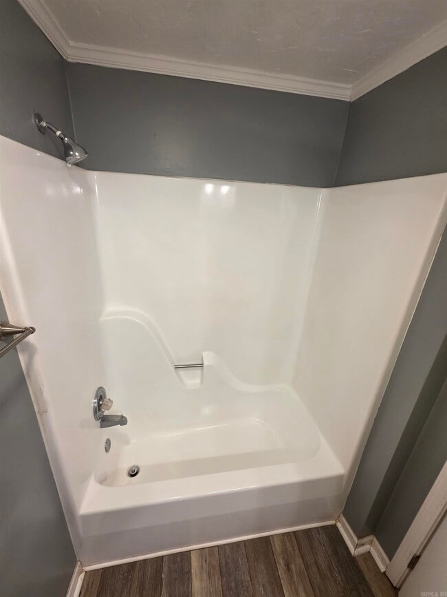 Building Photo - 74 Pond St