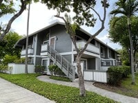 Building Photo - $2800, 2BR/1BA/2PKG, Crosspointe (Aiea/Hon...