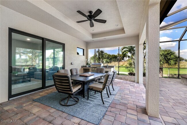 Building Photo - 6851 Lakewood Isle Dr