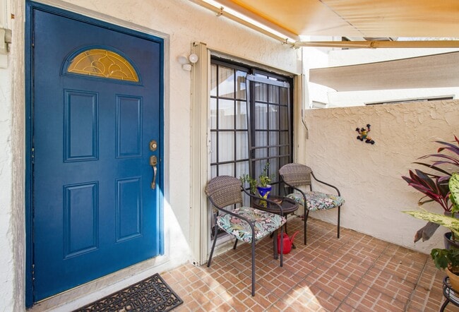 Building Photo - 6512 SW 112th Pl