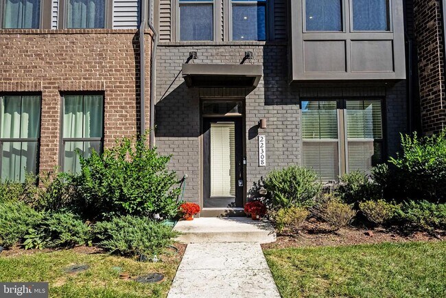 Building Photo - 22308 Seabring Terrace