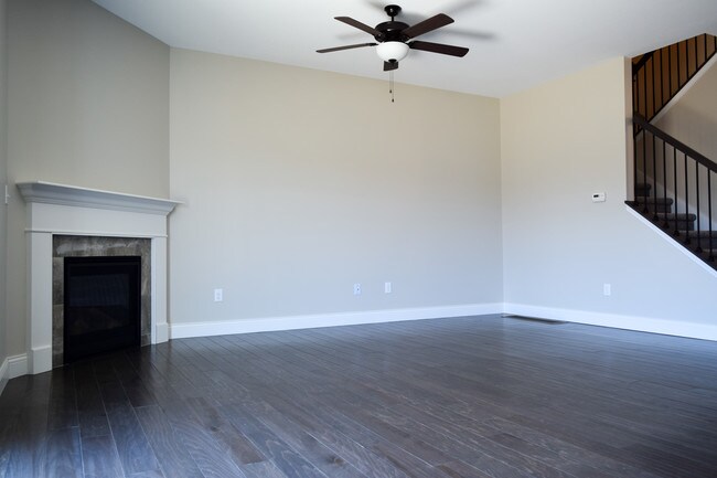 Building Photo - 800 Sedgegrass Dr