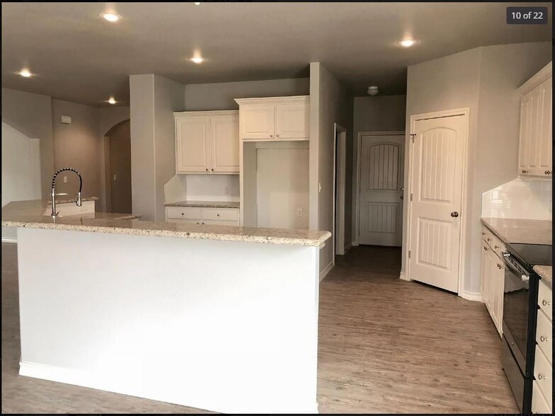 kitchen/pantry/garage - 5203 Marshall St