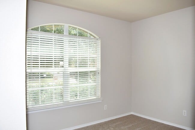 Building Photo - 8617 Corral Cir