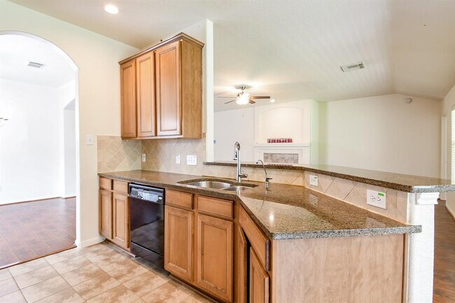 Building Photo - 2318 Appian Way