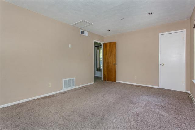 Building Photo - 11140 Lanewood Cir
