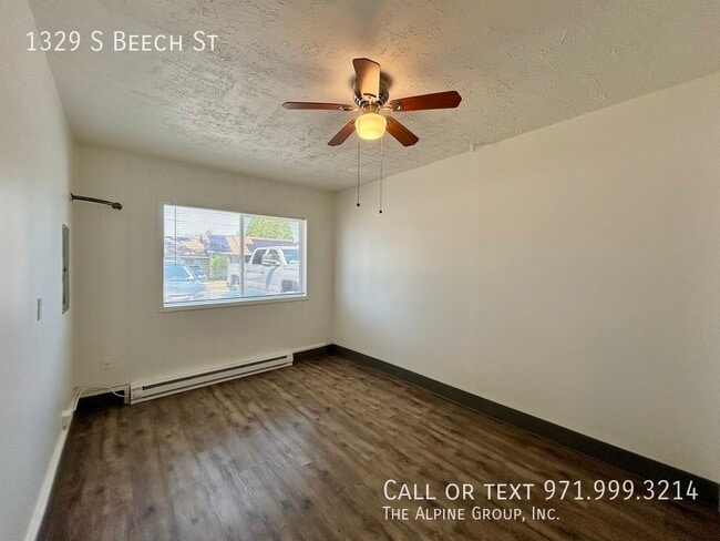 Building Photo - 1329 S Beech St