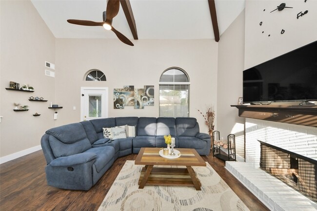 Building Photo - 12307 Lusterleaf Dr