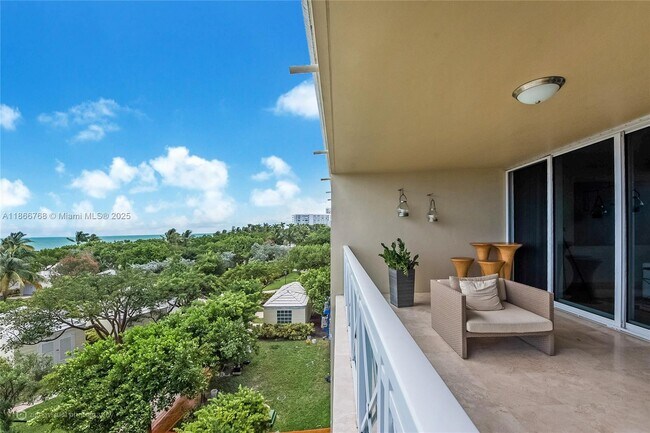 Building Photo - 430 Grand Bay Dr
