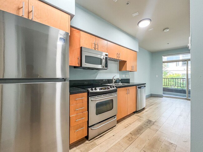 Building Photo - 1bd/1ba Seattle Condo