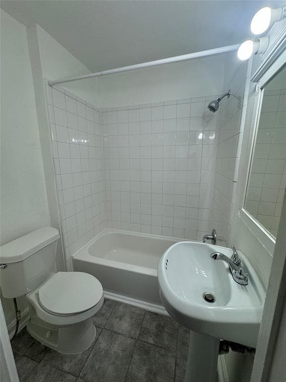 Building Photo - 3405 Cherrywood Rd