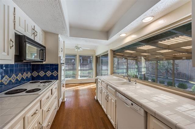 Building Photo - 15712 Covewood Cir