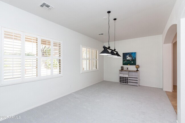 Building Photo - 2310 W Sienna Bouquet Pl