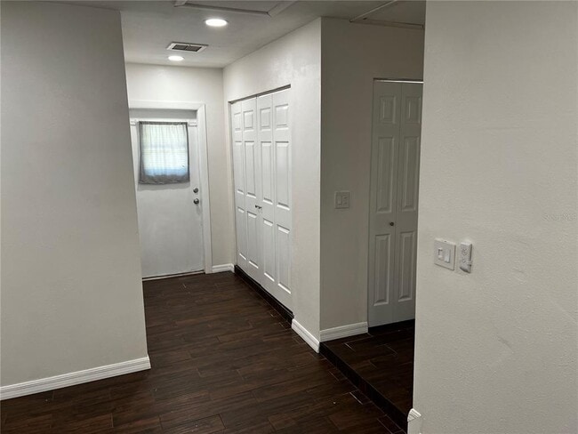 Building Photo - 21453 Northwood Dr