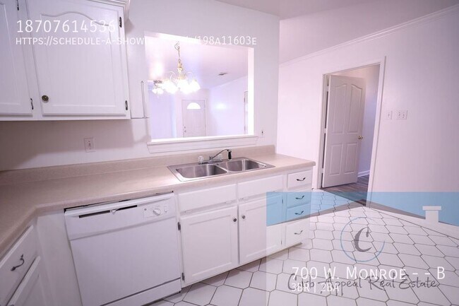 Building Photo - 700 W Monroe Ave