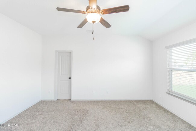 Building Photo - 14805 Jack White Ave