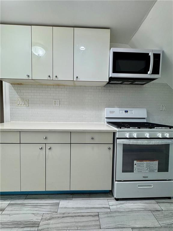 Building Photo - 35 Norwood Ave