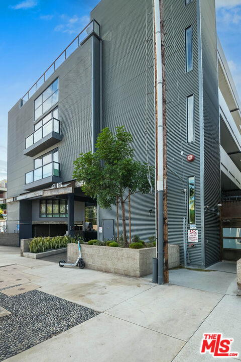Building Photo - 4115 Glencoe Ave