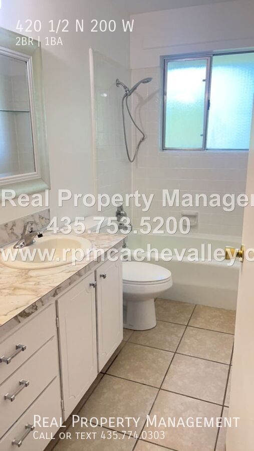 Building Photo - 420 1/2 N 200 W-