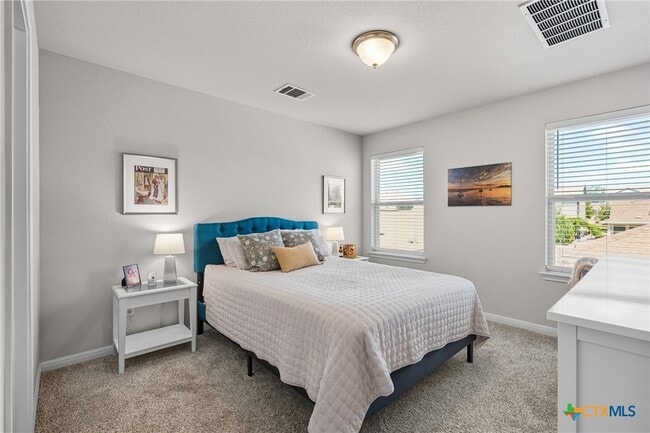 Building Photo - 2104 Pecan Island Dr