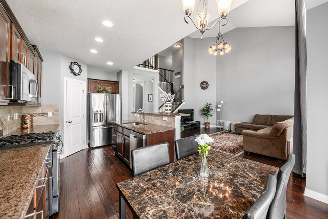 Building Photo - 6138 Longwood Dr