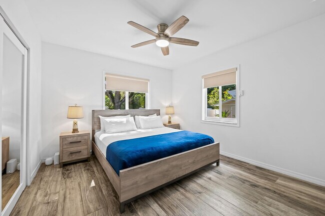 Building Photo - 1300 SW 17th St