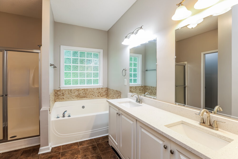 Building Photo - 116 Arborwood Way