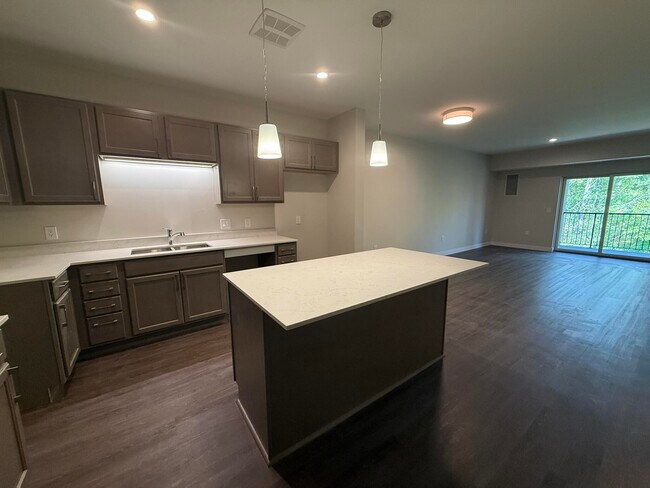 Building Photo - 2645 Burton Rd