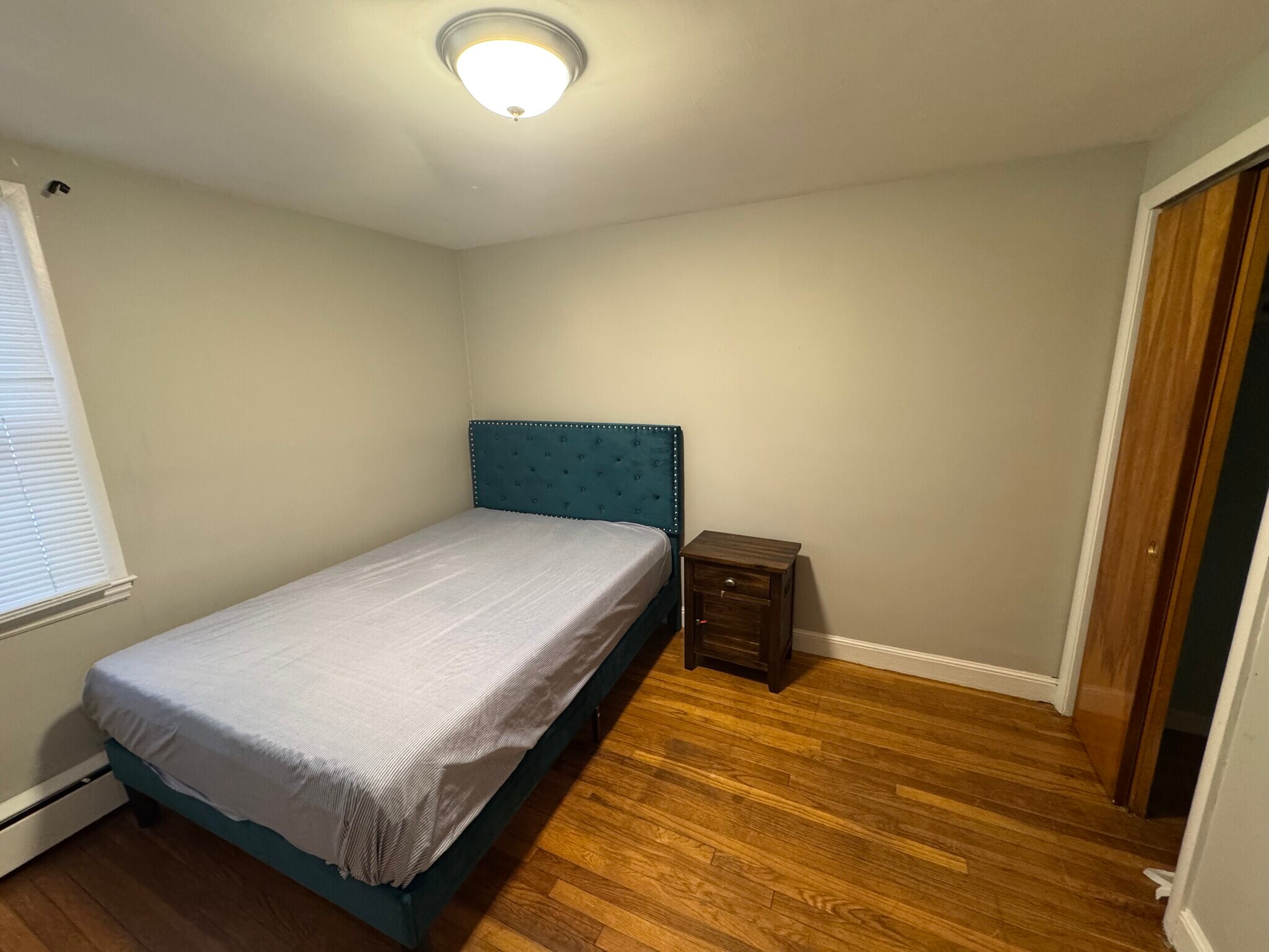 Building Photo - 309 Broad St