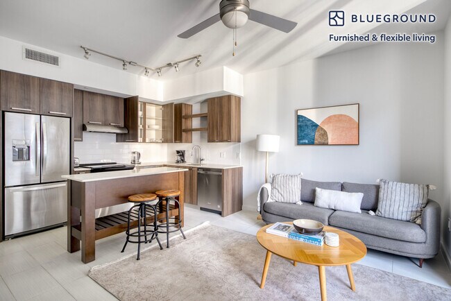 Building Photo - 86 SW 8th St