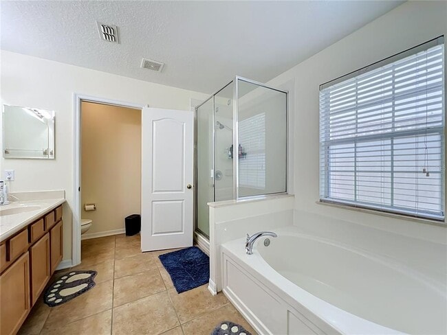 Building Photo - 2826 Oakville Pl