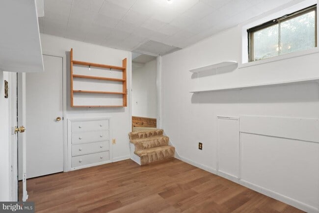 Building Photo - 6139 Tompkins Dr