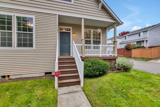 Building Photo - Spacious 3 Bedroom Home in Olympia