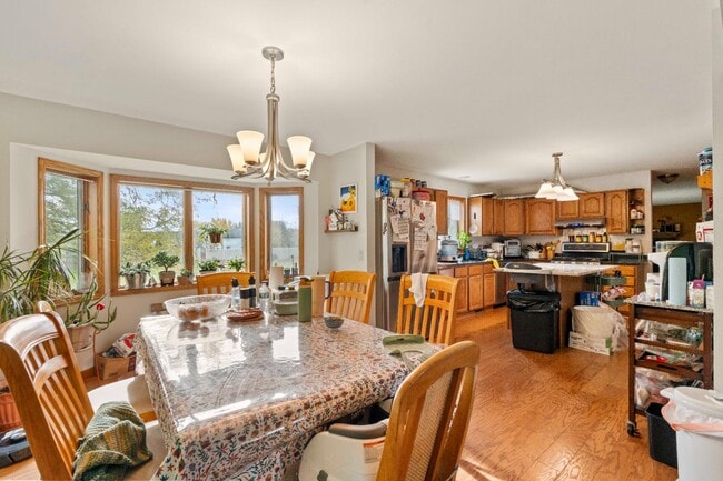 Building Photo - 1853 Wallinford Dr