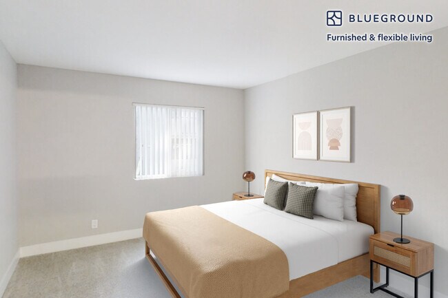 Building Photo - 3831 Orchid Ln