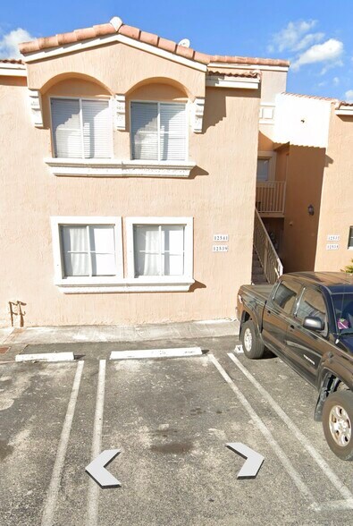 Building Photo - 12539 NW 11th Way
