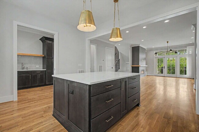 Building Photo - Townhome with Elevator at Park Station in Cary