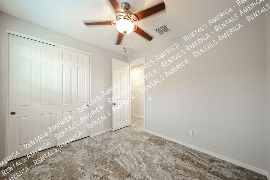 Building Photo - 1166 W Fir Tree Rd