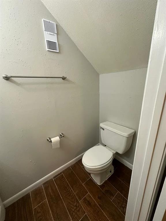 Building Photo - 9505 Fondren Rd