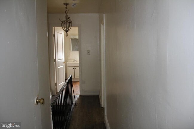 Building Photo - 3085 Potter St
